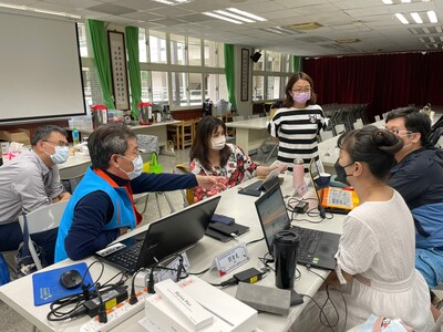 智慧學習跨域幸福課程領導人工作坊-111-10-25-5-小組討論